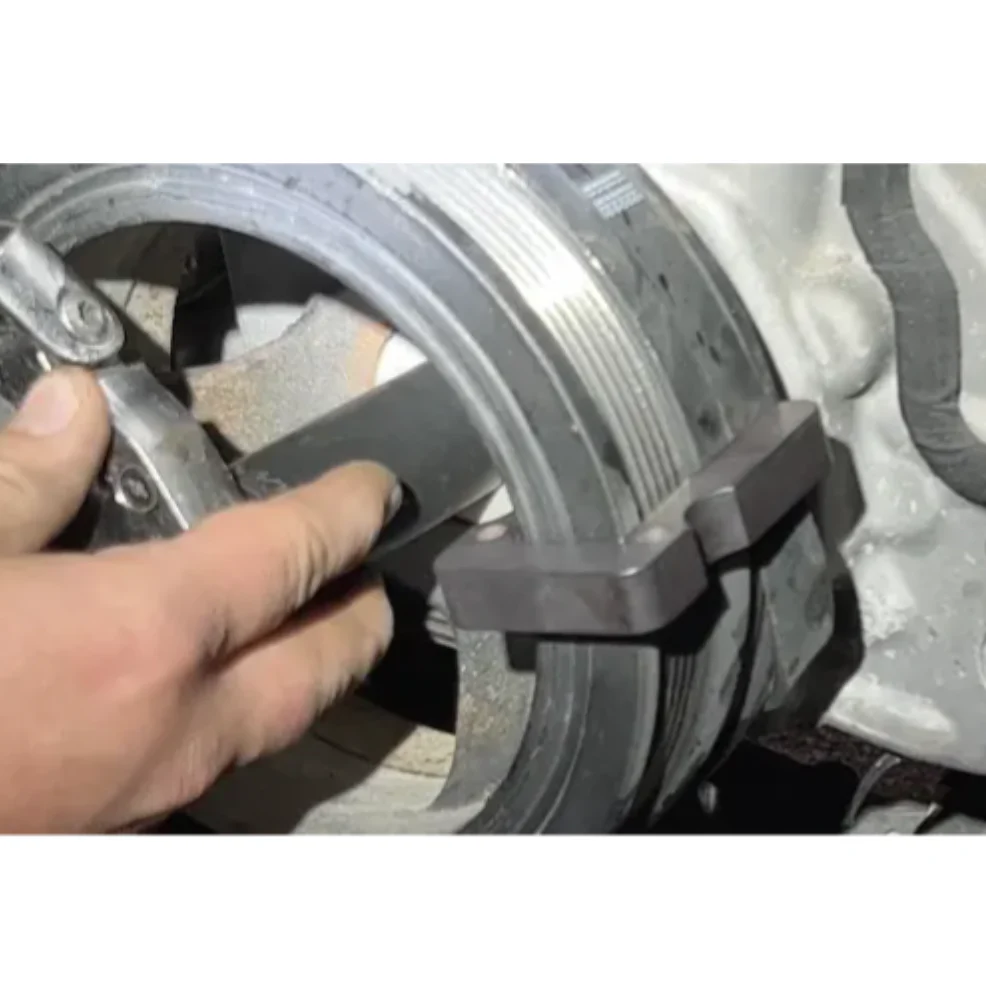 Lisle 59560 Stretch Belt Tool for GM - Image 2