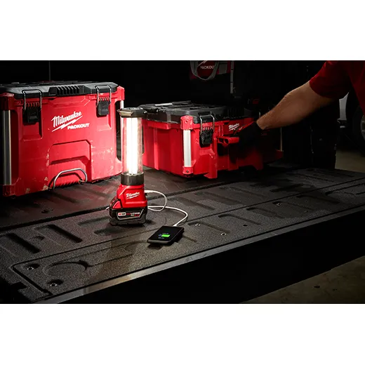 Milwaukee 2363-20 M18™ LED Lantern/Flood Light - Image 5