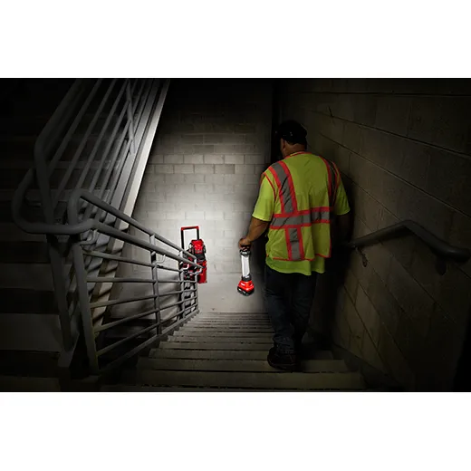 Milwaukee 2363-20 M18™ LED Lantern/Flood Light - Image 6
