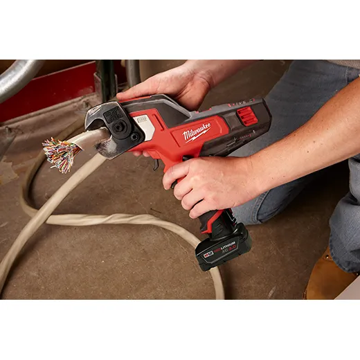 Milwaukee 2472-21XC M12™ 600 MCM Cable Cutter Kit - Image 8