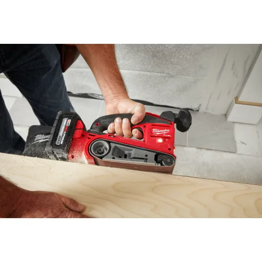 Milwaukee 2832-20 M18 FUEL 3” x 18” Belt Sander (Tool Only) - Image 10