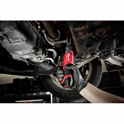 Milwaukee 2557-22 M12 FUEL™ 3/8" Ratchet Kit - Image 4