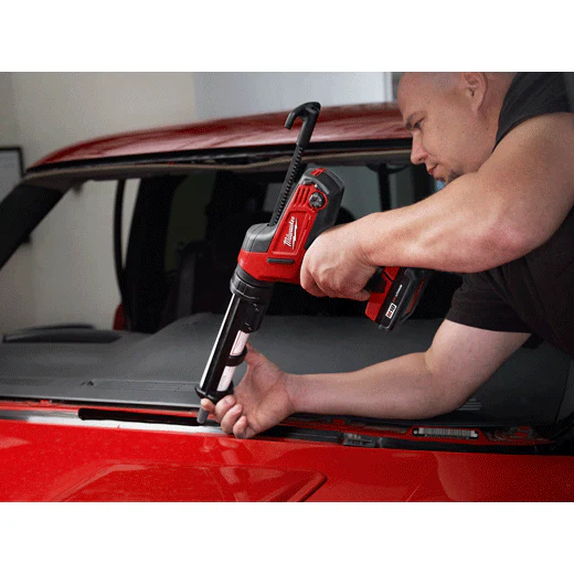 Milwaukee 2641-20 M18™ Cordless 10oz. Caulk and Adhesive Gun (Tool Only) - Image 4