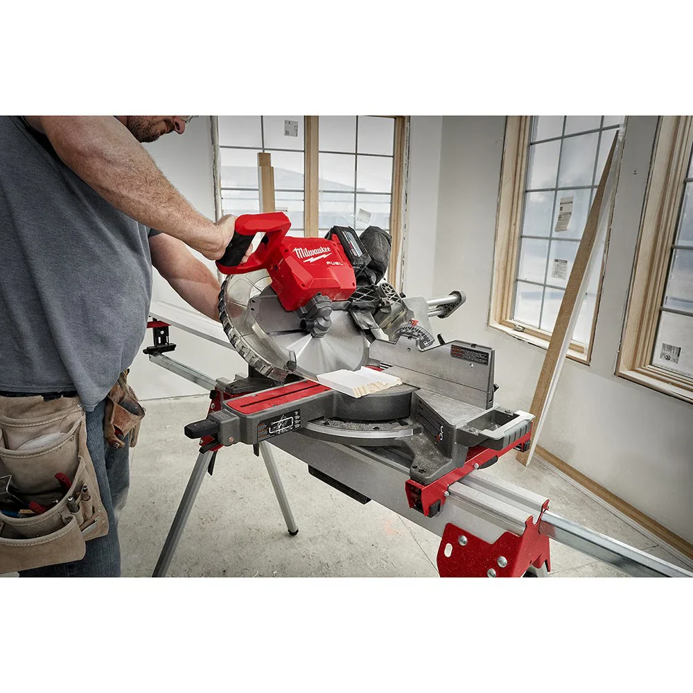 Milwaukee 2739-21HD M18 FUEL 12" Dual Bevel Sliding Compound Miter Saw Kit - Image 10