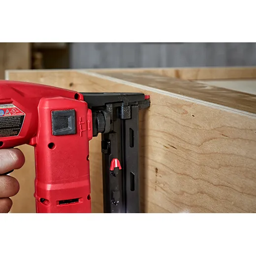 Milwaukee 2749-20 M18 FUEL™ 18ga ¼” Narrow Crown Stapler (Tool Only) - Image 5