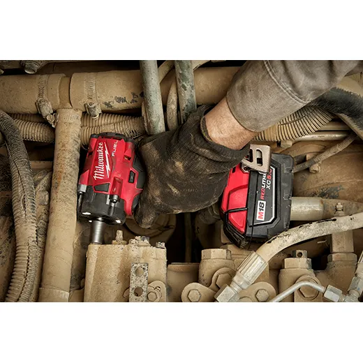 Milwaukee 2854-22R M18 FUEL™ 3/8" Compact Impact Wrench w/ Friction Ring Kit - Image 11