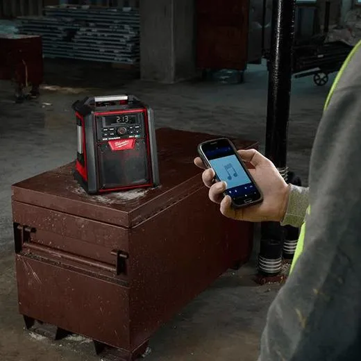 Milwaukee 2792-20 M18™ Jobsite Radio/Charger - Image 6