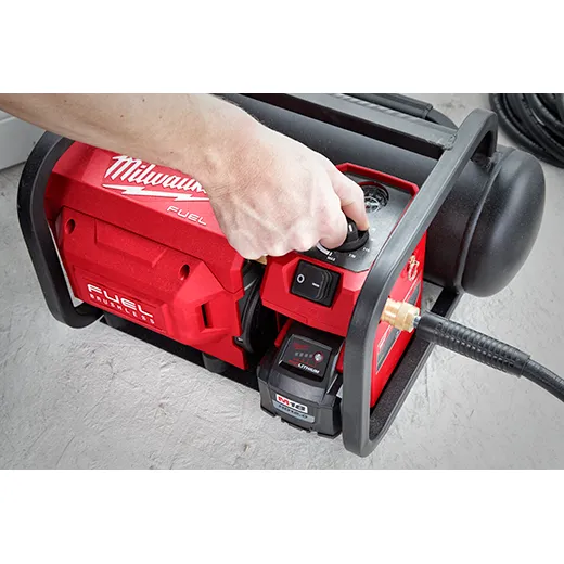 Milwaukee 2840-20 M18 FUEL™ 2 Gallon Compact Quiet Compressor (Tool Only) - Image 9