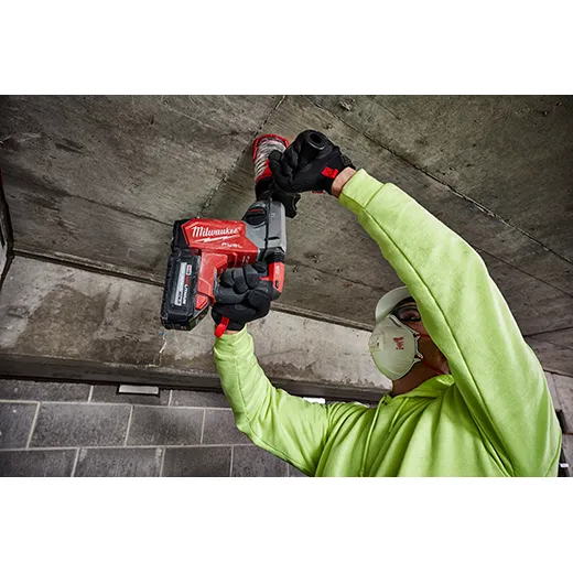 Milwaukee 2912-22 M18 FUEL™ 1" SDS Plus Rotary Hammer Kit - Image 7