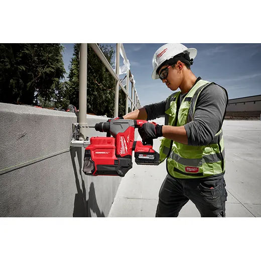 Milwaukee 2915-22DE M18 FUEL™ 1-1/8" SDS Plus Rotary Hammer w/ ONE-KEY™ & HAMMERVAC™ Dedicated Dust Extractor Kit - Image 7