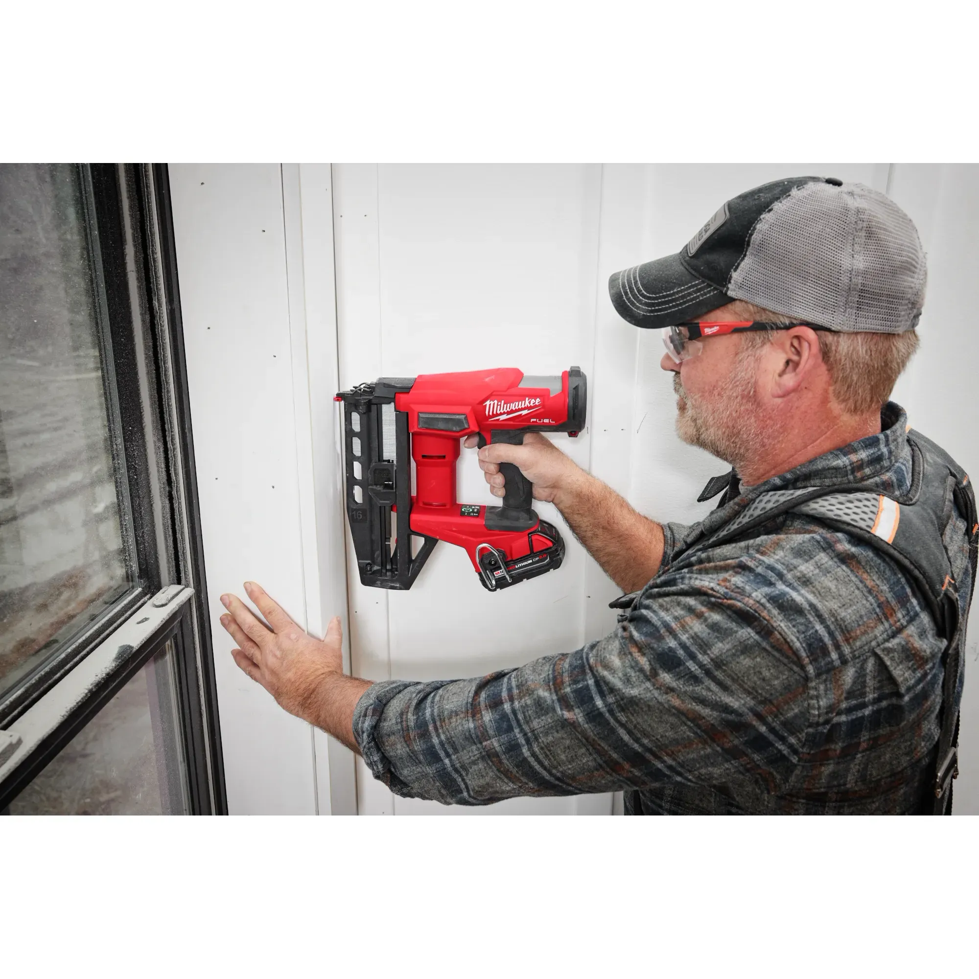 Milwaukee 3020-20 M18 FUEL™ 16 Gauge Straight Finish Nailer - Image 4