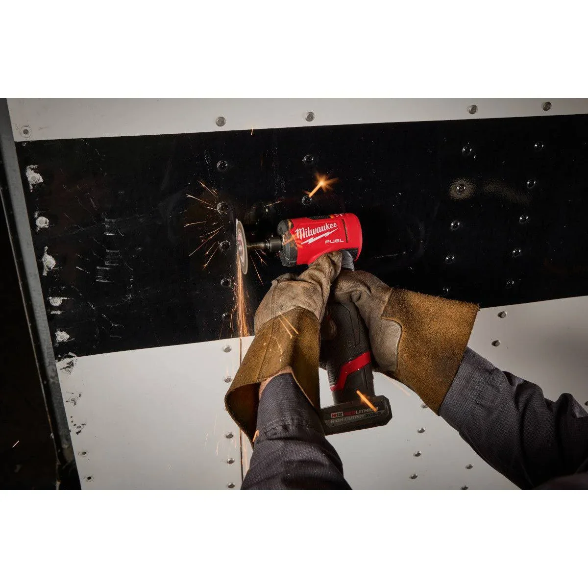 Milwaukee 3485-22 M12 FUEL 12V Lithium-Ion Brushless Cordless 1/4 in. Right Angle Die Grinder Kit - Image 8