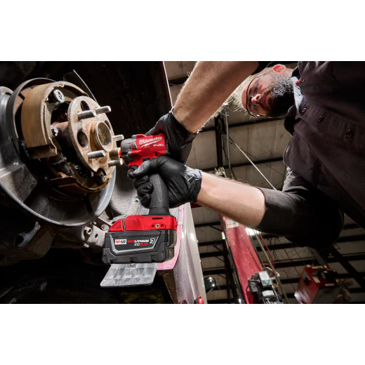 Milwaukee 48-11-1850R M18™ REDLITHIUM™ XC5.0  Resistant Battery Pack - Image 4