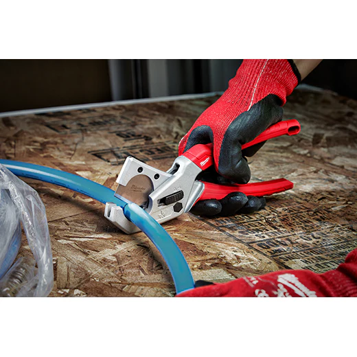 Milwaukee 48-22-4204 Tubing Cutter for PEX, Plastic, and Rubber - Image 6