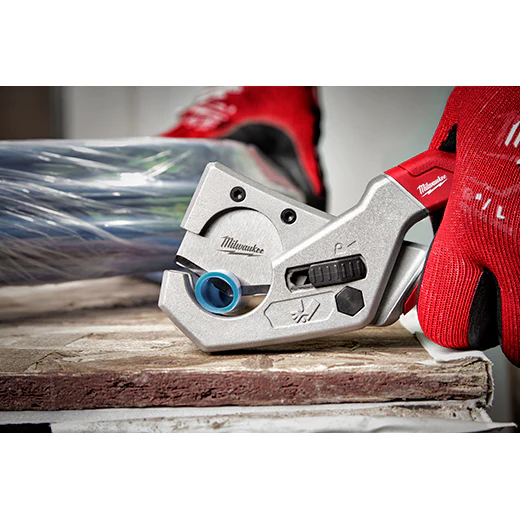 Milwaukee 48-22-4204 Tubing Cutter for PEX, Plastic, and Rubber - Image 7