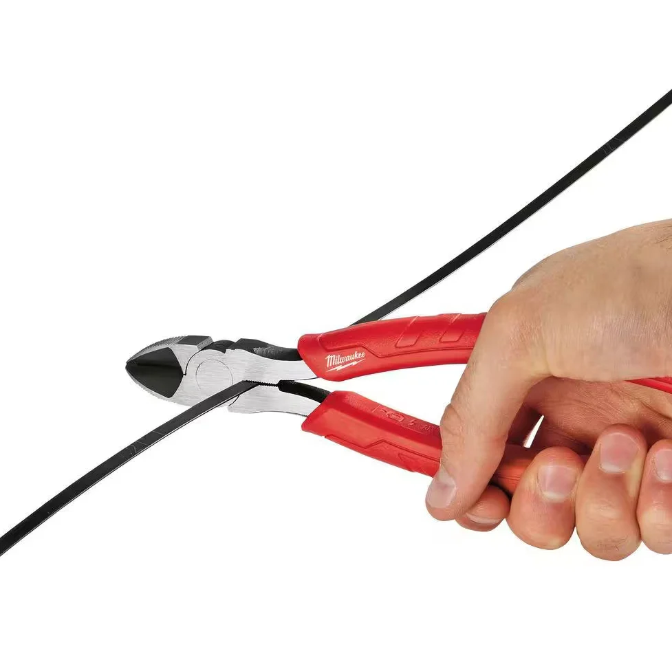 Milwaukee 48-22-6106 - 6" Comfort Grip Diagonal Cutting Pliers - Image 3
