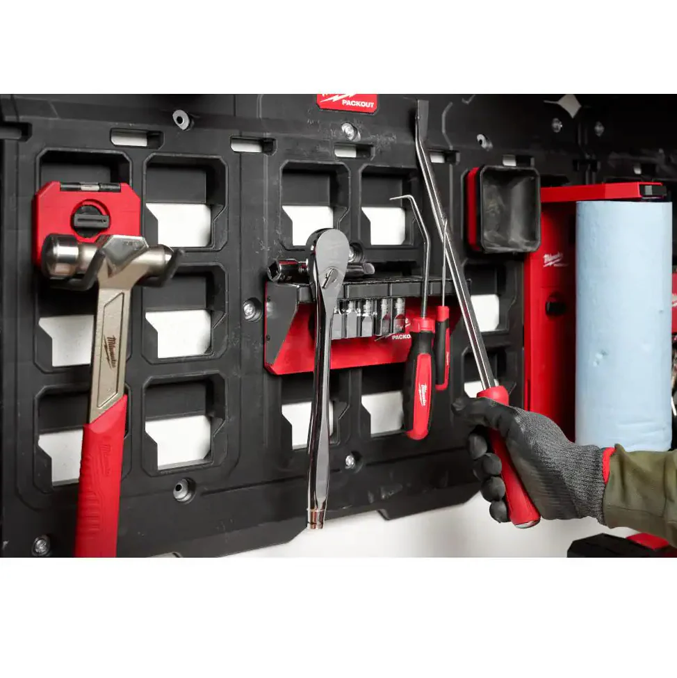 Milwaukee 48-22-8346 PACKOUT™ Magnetic Rool Rack - Image 6