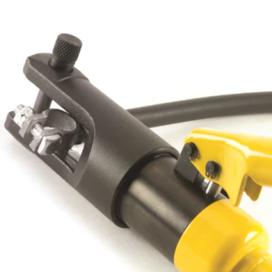 Titan Tools® 11981 - SAE 6 to 4/0 AWG High Capacity Hydraulic Crimper - Image 2